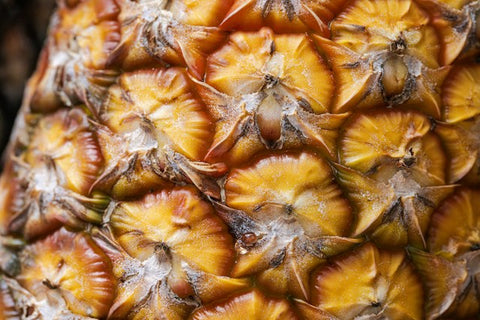 THREE FRUITS, ONE SUNDAY: PINEAPPLE